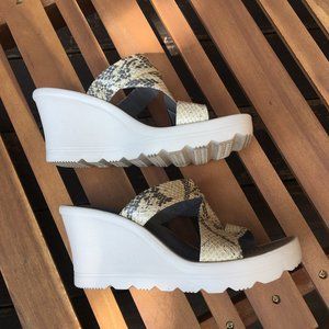 SKECHERS Cali Playground - Tic Tack Toe Sandal